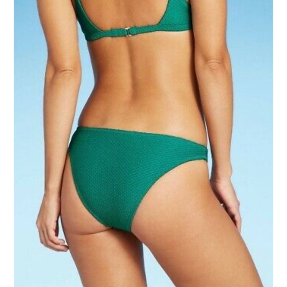 Shade & Shore Low coverage textured cheeky bikini bottoms Green Size L